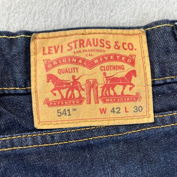 Levis 541 Jeans 42x30 Mens Blue Denim Athletic Fit Taper Dark Wash Indigo - Picture 12 of 16